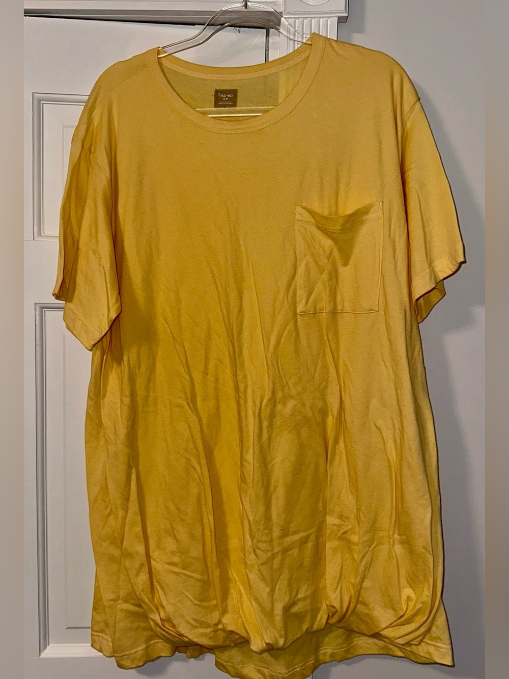 Women’s Pocket Crewneck T-Shirt dress mini- buttery Yellow
